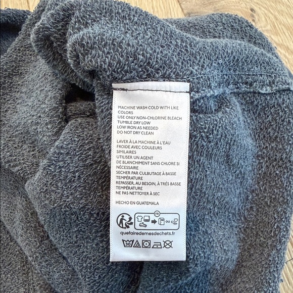 We The Free Charcoal V-Neck Sweater - Picture 8 of 10